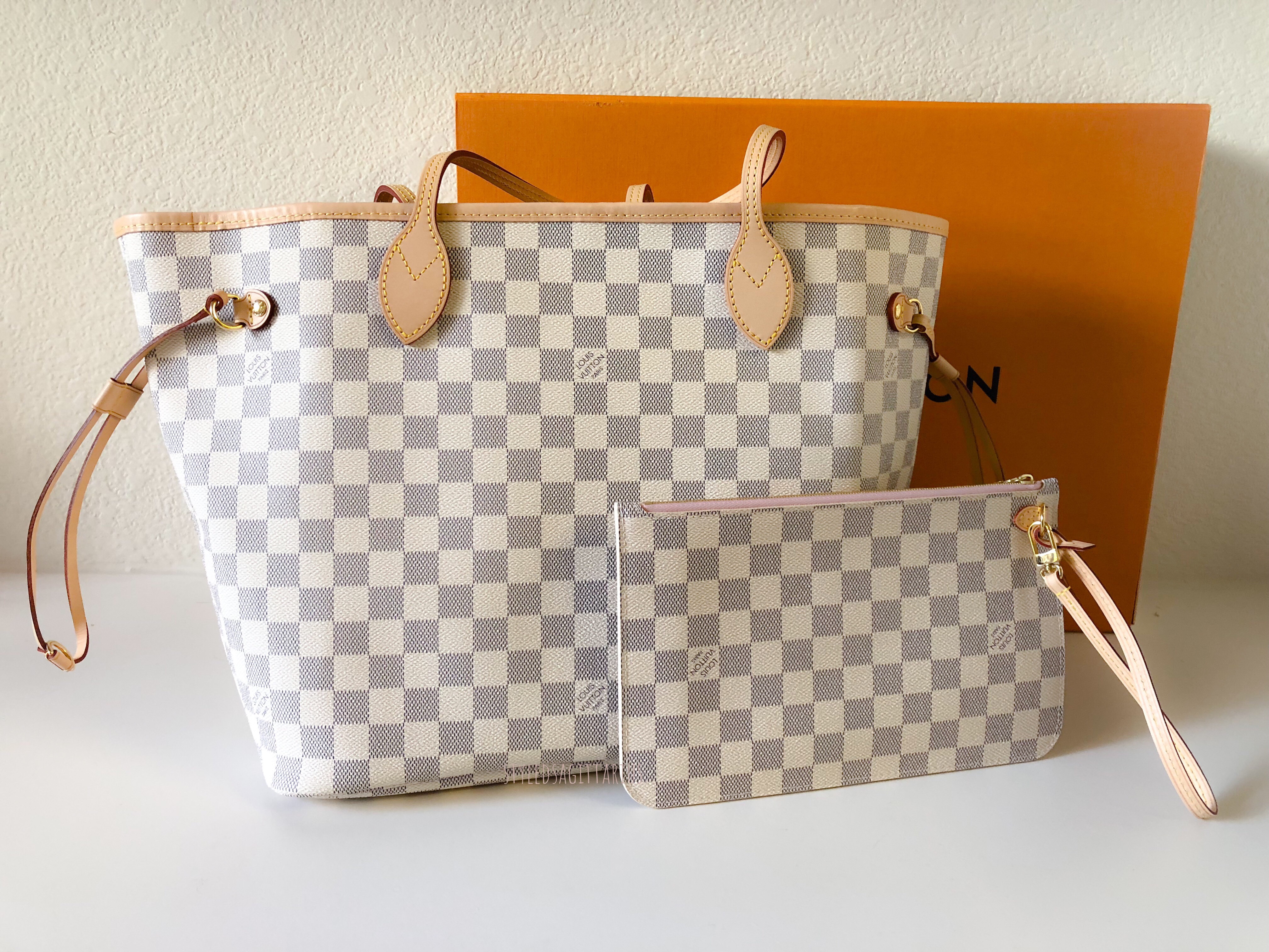 Bag Reveal: Louis Vuitton Neverfull MM - Damier Azur (Rose